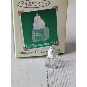 Hallmark ice Block Buddies 2005 Mini ornament Xmas bunny rabbit